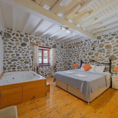 1 Bedroom Luxury In Фетхие
