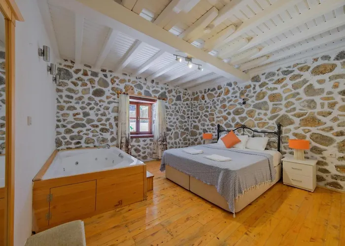 1 Bedroom Luxury In Фетхие