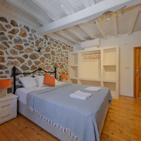 1 Bedroom Luxury - 9687