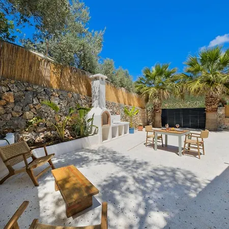 Villa 1 Bedroom Luxury - 9687 *